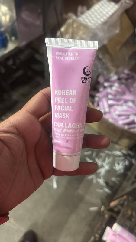 Collagen Night Wrapping Face Mask (Buy 1 Get 1 Free)